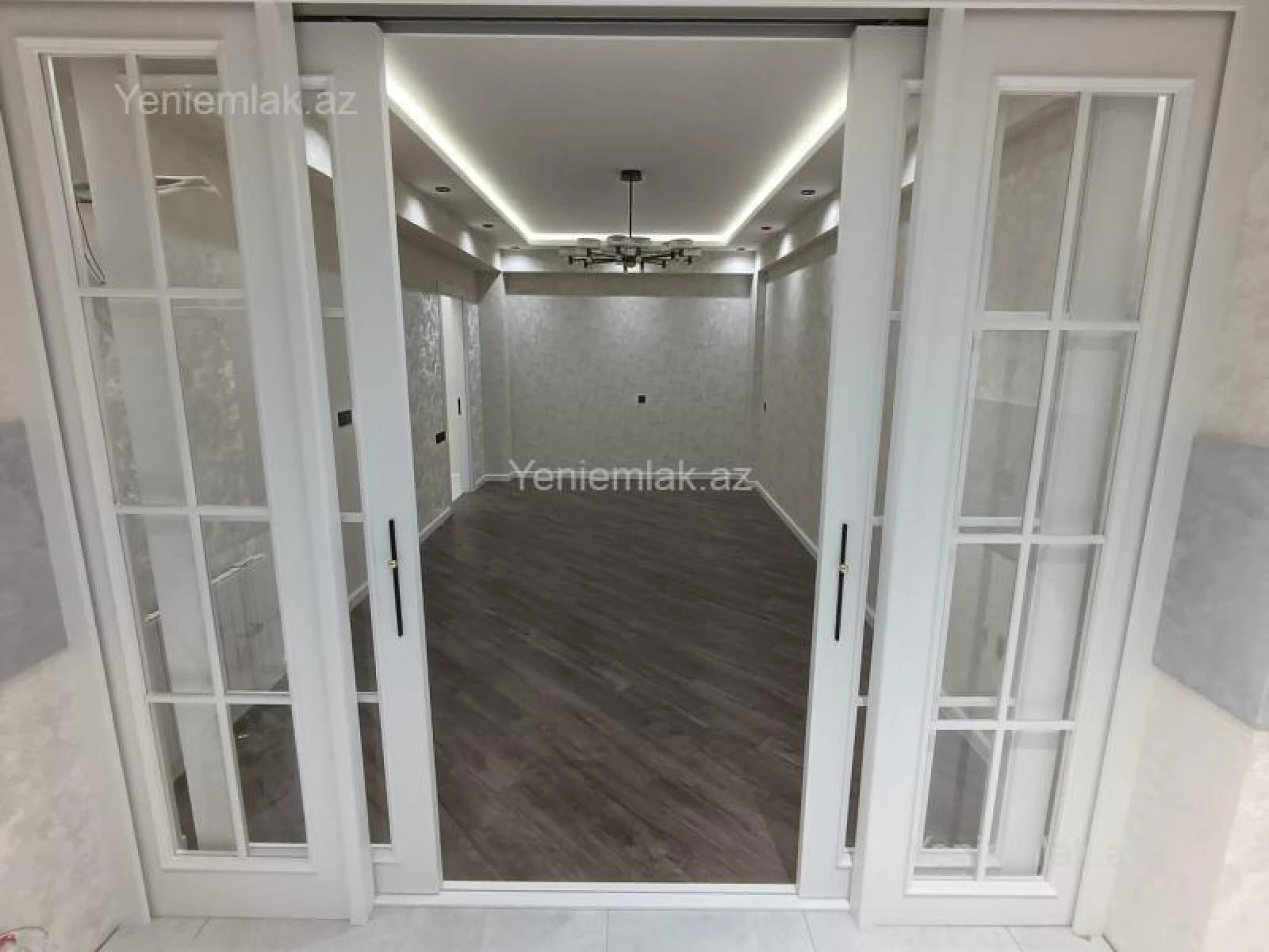 Satılır 3 otaqlı yeni tikili 84 m²
