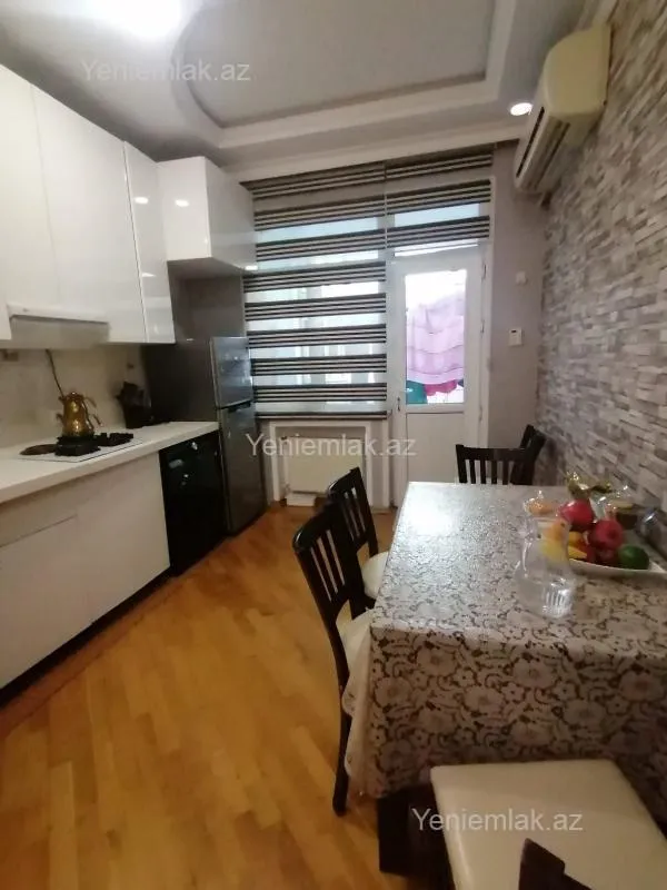 Satılır 3 otaqlı yeni tikili 140 m²