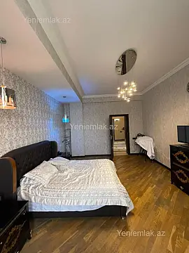 Satılır 4 otaqlı yeni tikili 220 m²