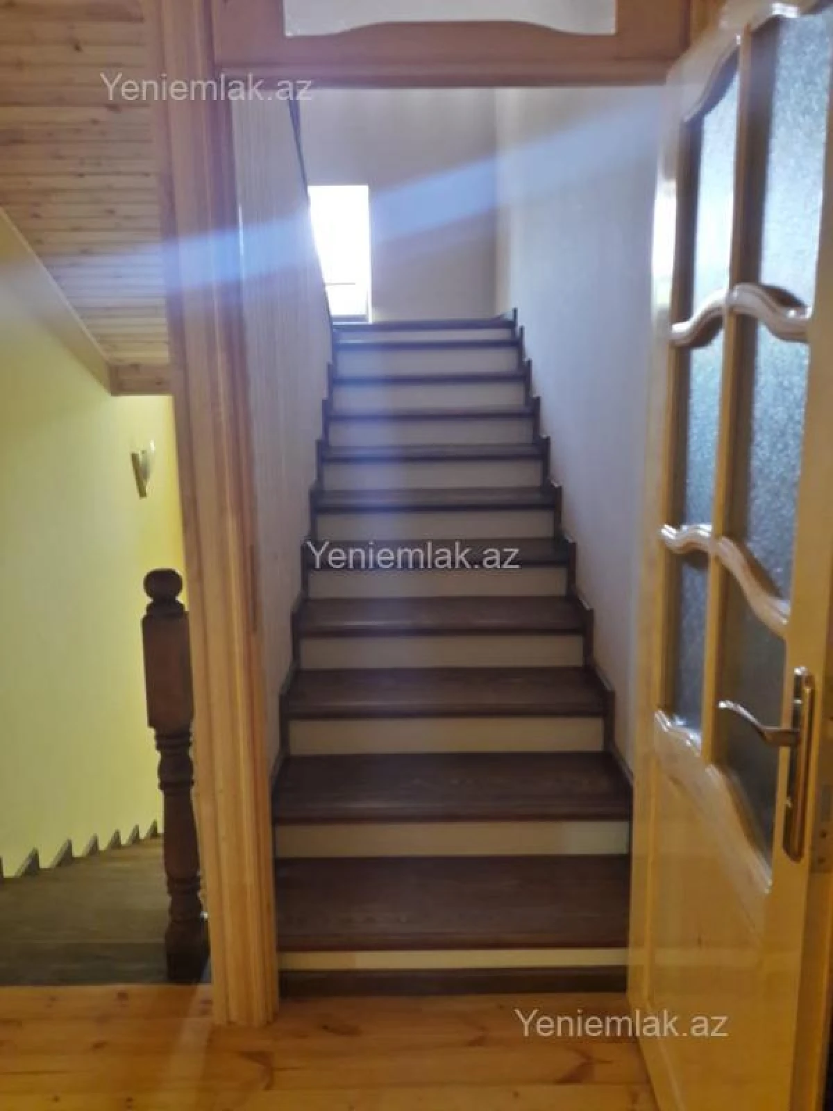 Satılır 4 otaqlı həyət evi 220 m²