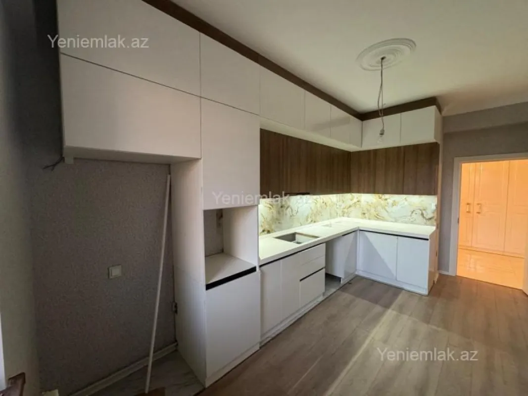 Satılır 3 otaqlı yeni tikili 134 m²