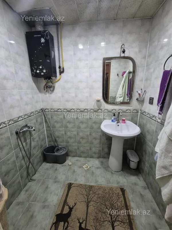 Satılır 3 otaqlı köhnə tikili 72 m²