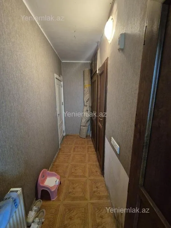 Satılır 3 otaqlı köhnə tikili 72 m²