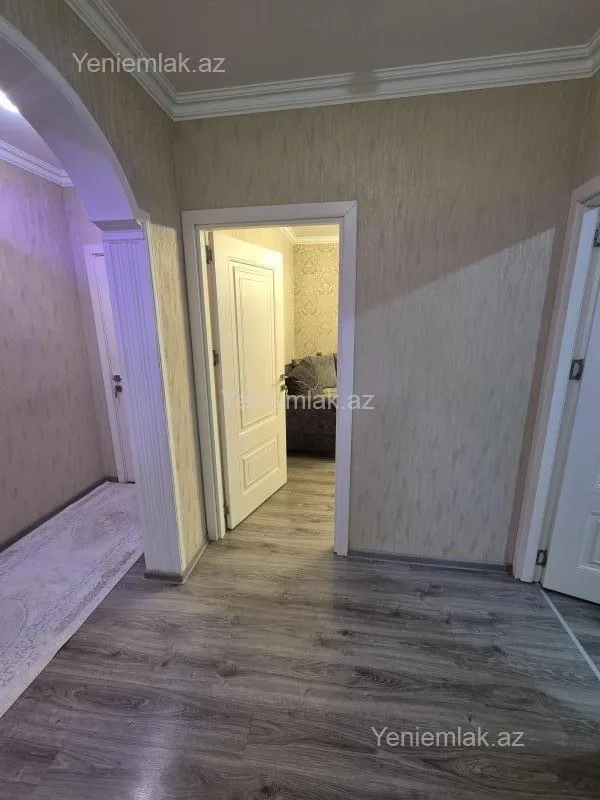 Satılır 3 otaqlı köhnə tikili 72 m²