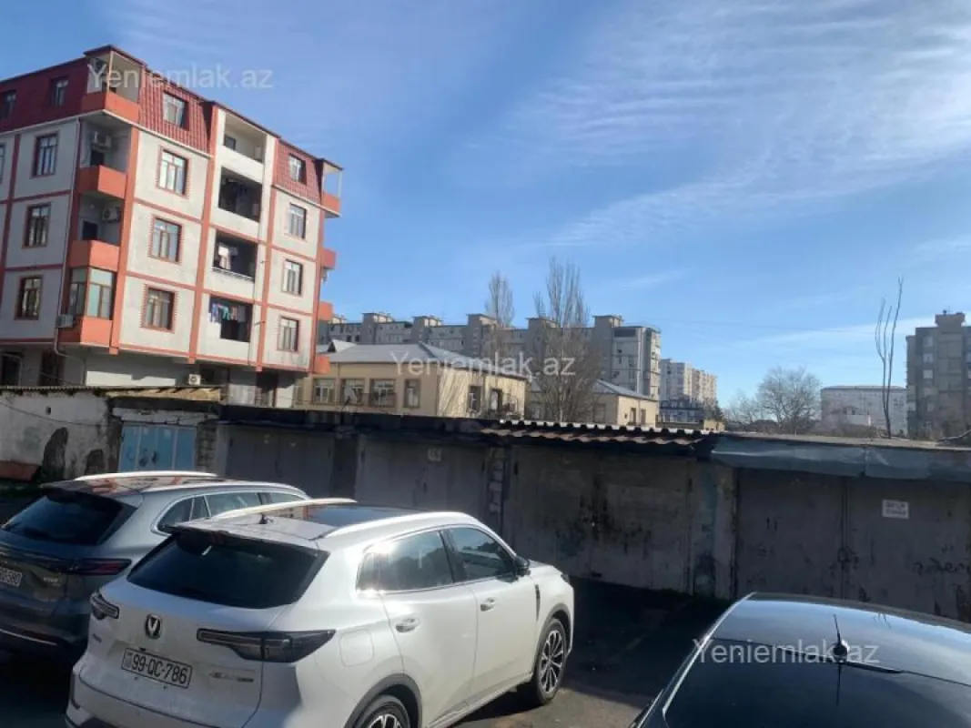 Satılır qaraj 20 m²