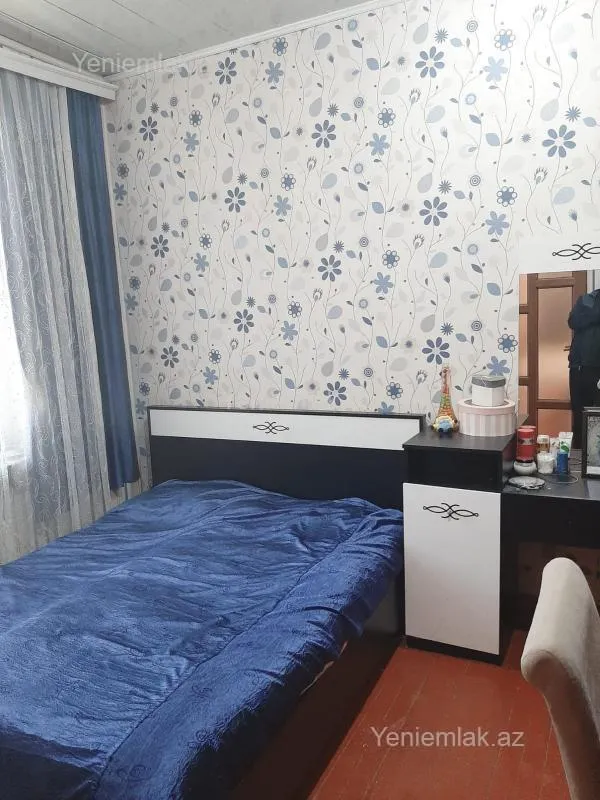 Satılır 2 otaqlı köhnə tikili 33 m²