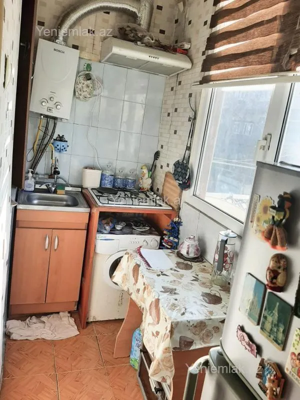 Satılır 2 otaqlı köhnə tikili 33 m²