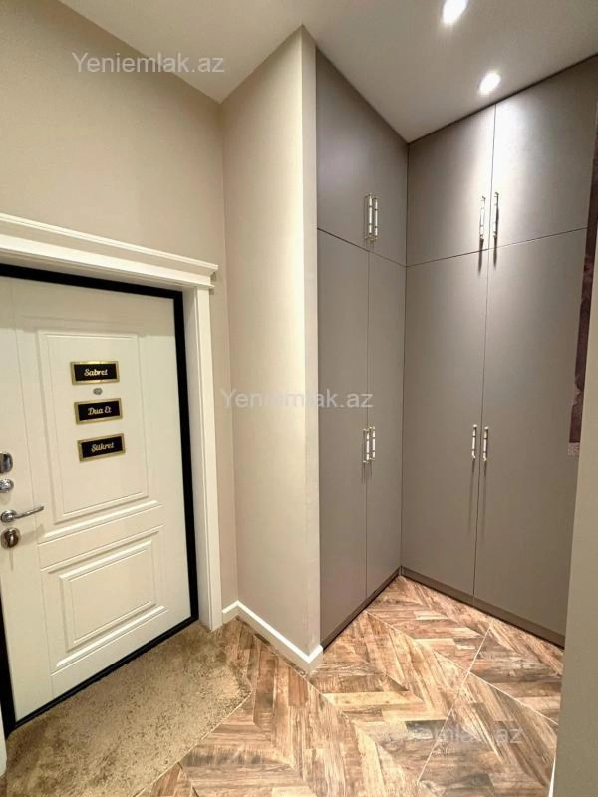 Satılır 3 otaqlı yeni tikili 66 m²