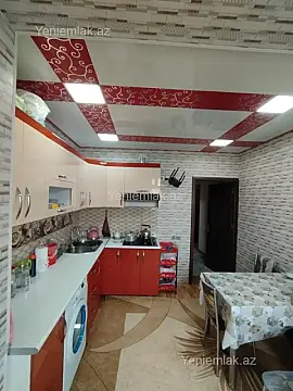 Satılır 4 otaqlı köhnə tikili 90 m²