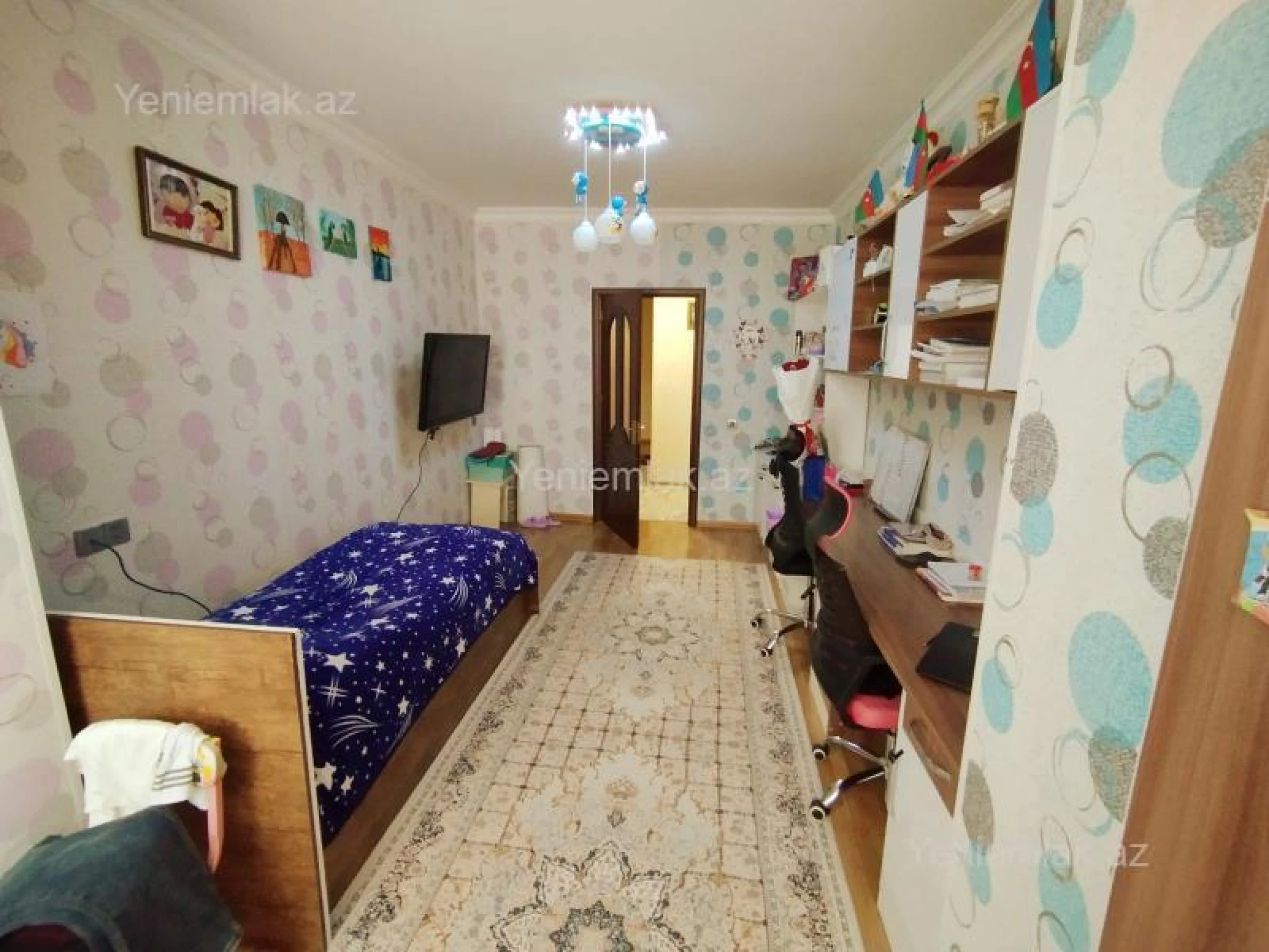 Satılır 4 otaqlı köhnə tikili 90 m²