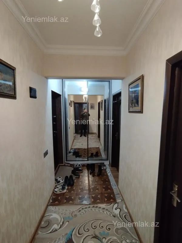 Satılır 4 otaqlı köhnə tikili 90 m²