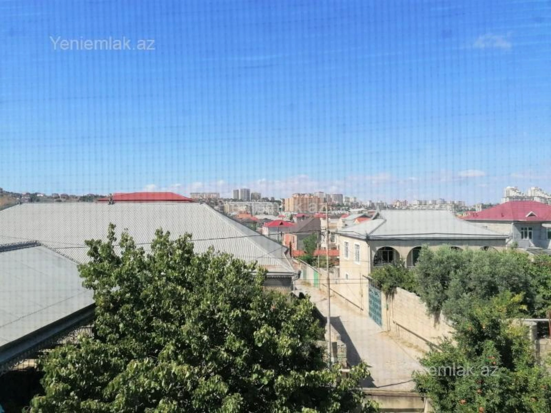 Satılır 4 otaqlı həyət evi 200 m²