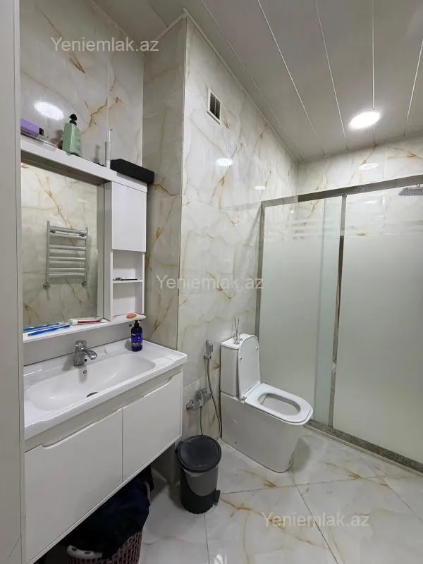 Satılır 2 otaqlı yeni tikili 105 m²