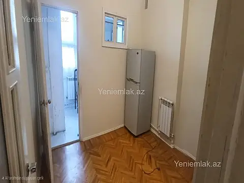 Satılır 3 otaqlı köhnə tikili 65 m²