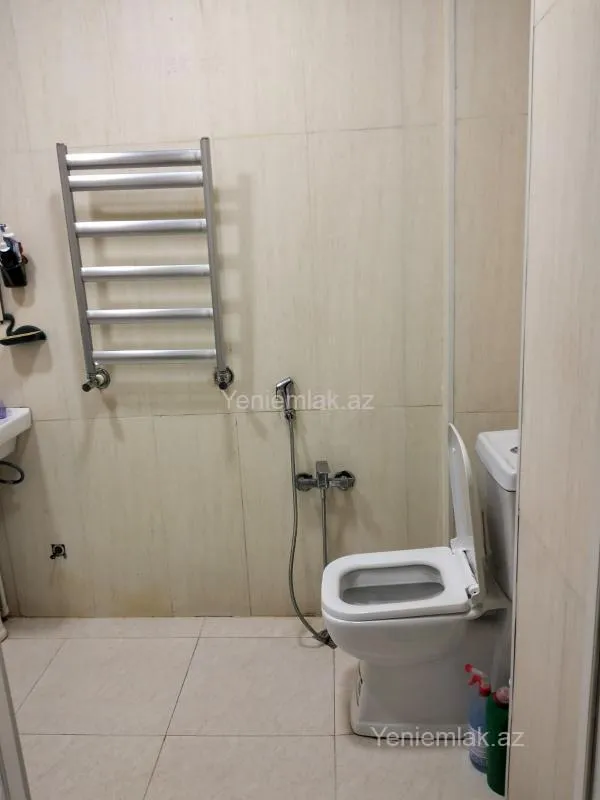 Satılır 2 otaqlı yeni tikili 55 m²
