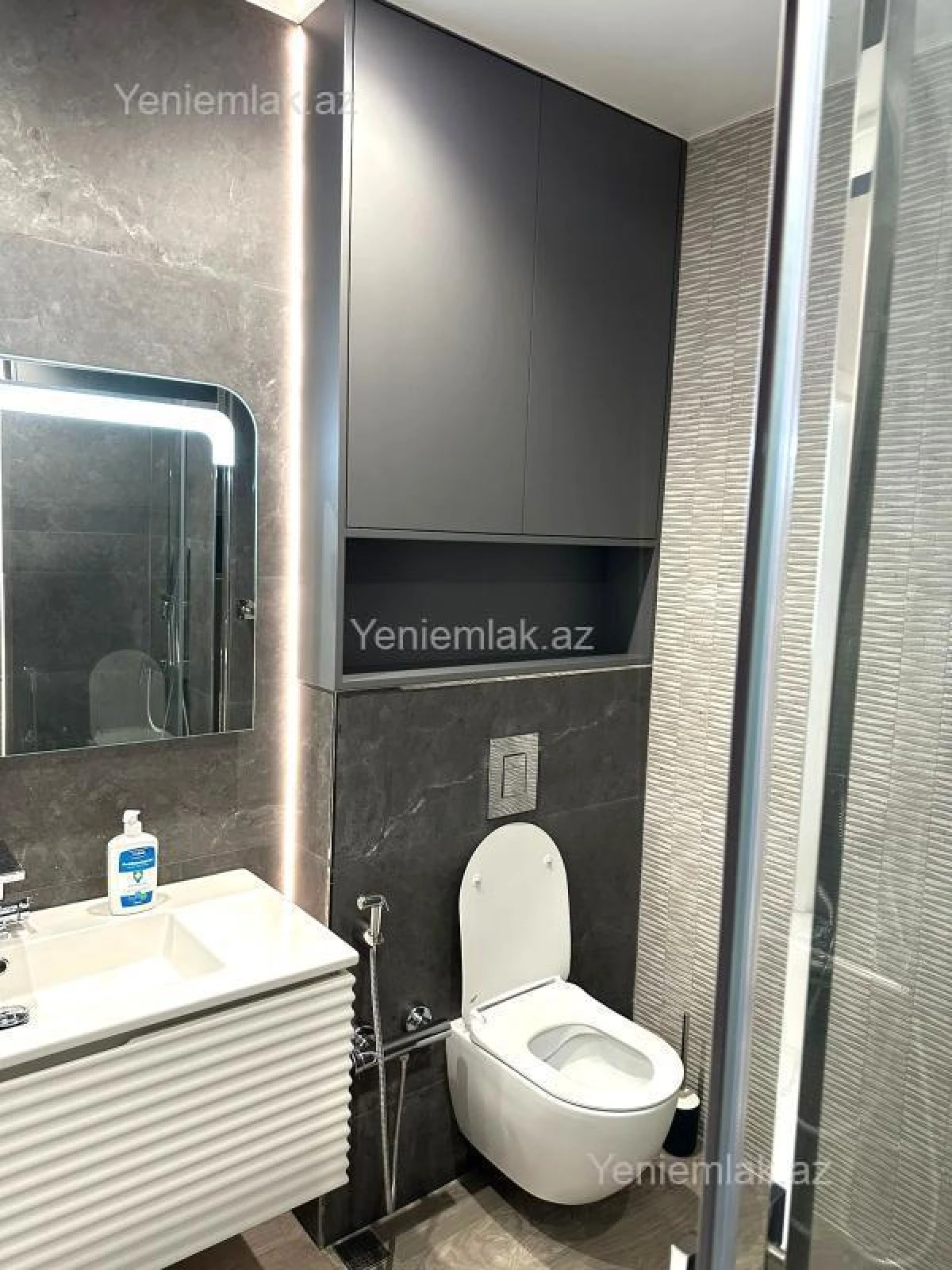 Satılır 2 otaqlı yeni tikili 95 m²