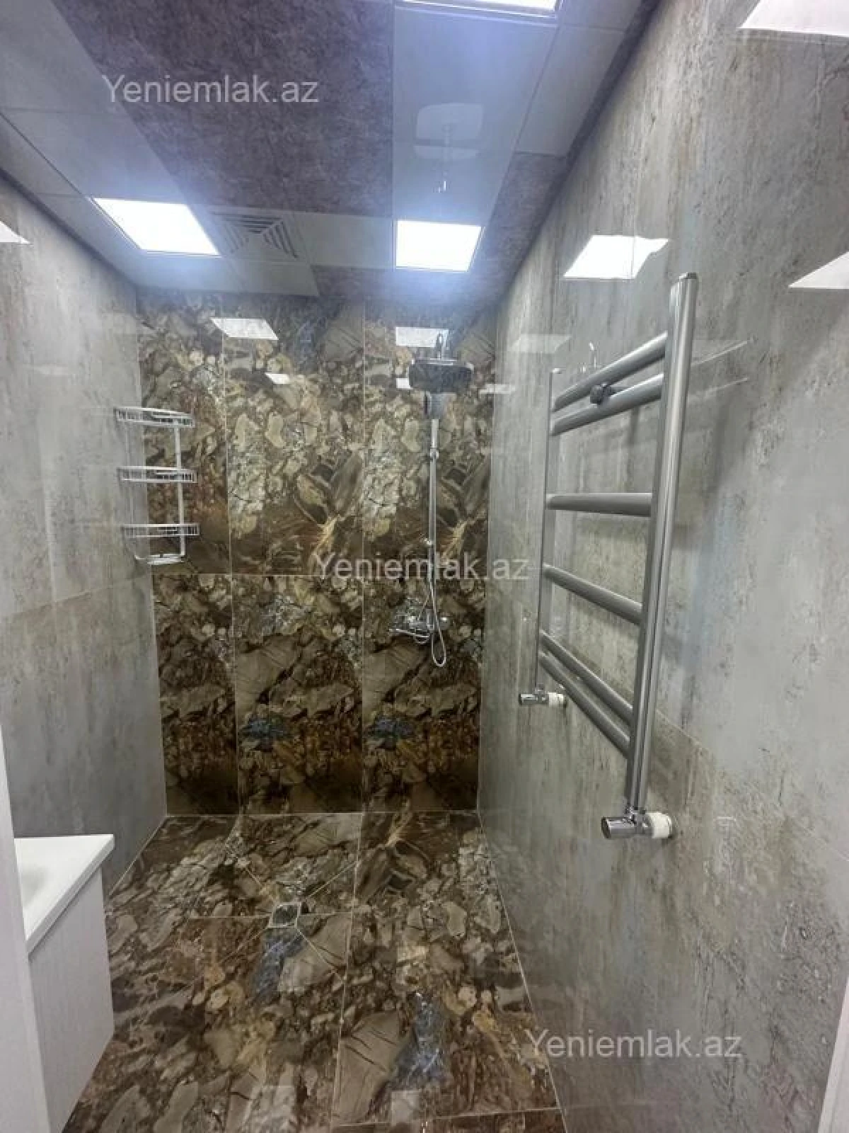 Satılır 3 otaqlı köhnə tikili 60 m²