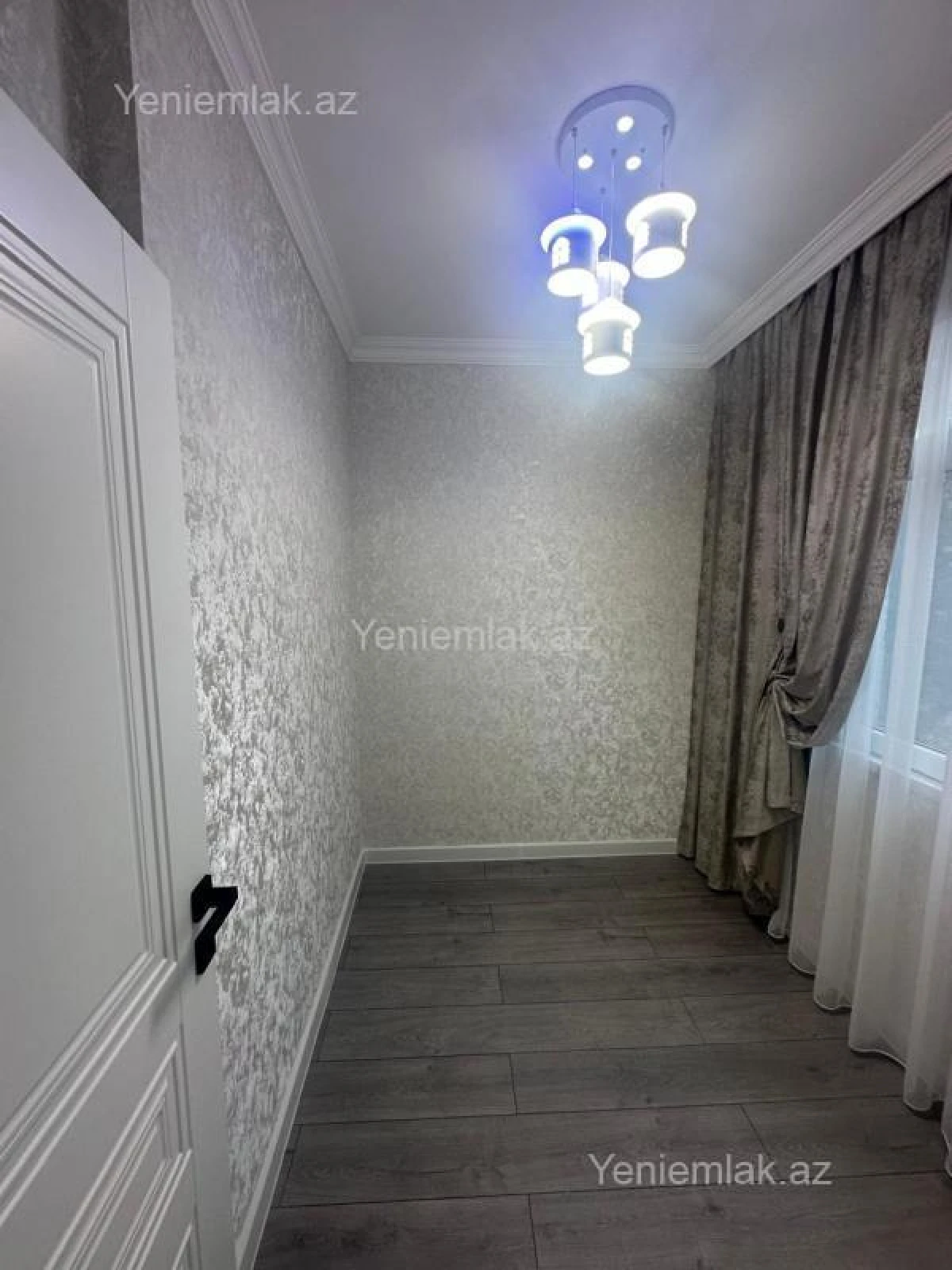 Satılır 3 otaqlı köhnə tikili 60 m²