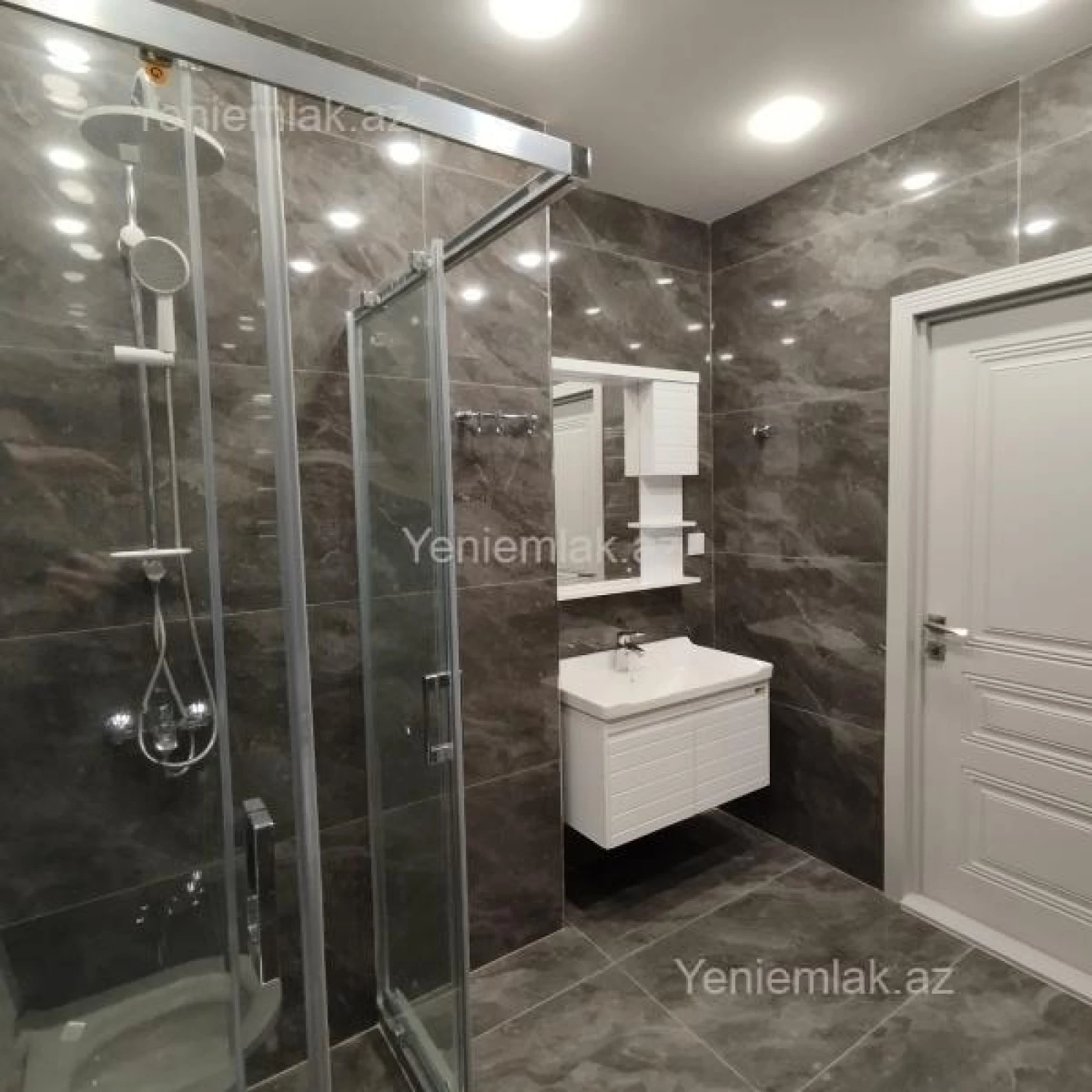 Satılır 4 otaqlı yeni tikili 164 m²