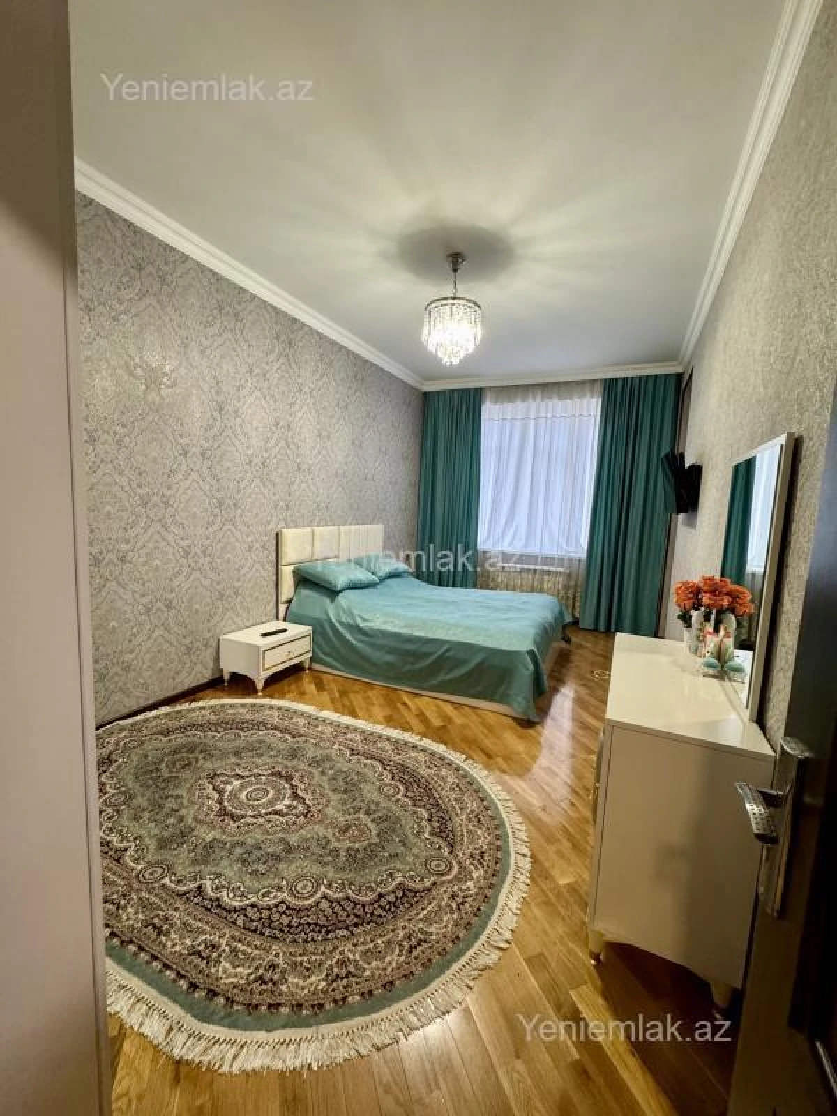 Satılır 2 otaqlı yeni tikili 75 m²