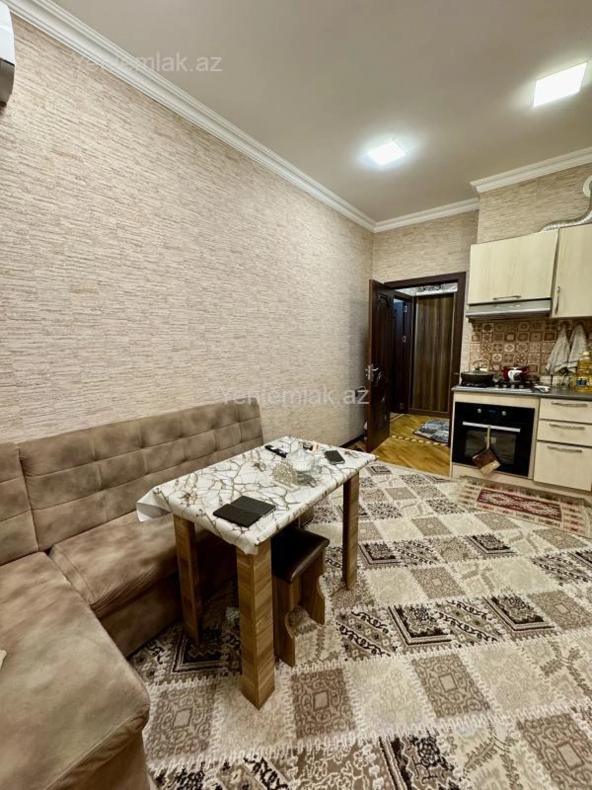 Satılır 2 otaqlı yeni tikili 75 m²