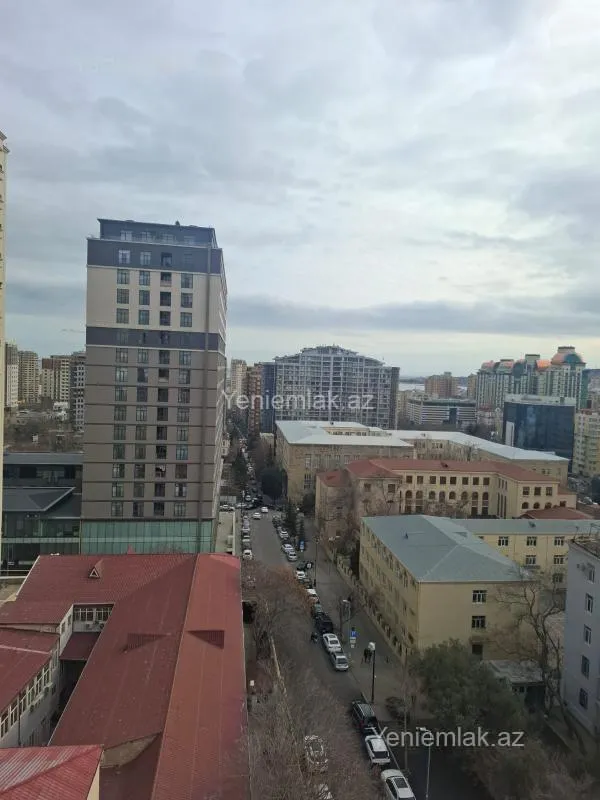 Satılır 3 otaqlı yeni tikili 117 m²