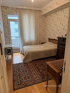 Satılır 3 otaqlı yeni tikili 70 m²