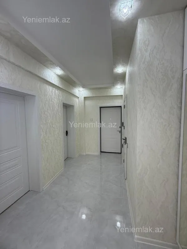 Satılır 3 otaqlı yeni tikili 61 m²
