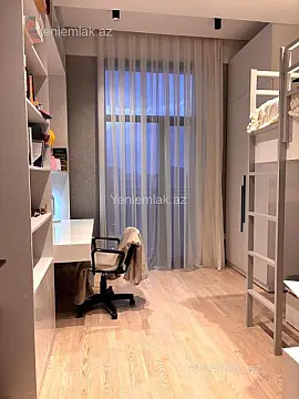 Satılır 4 otaqlı yeni tikili 136 m²