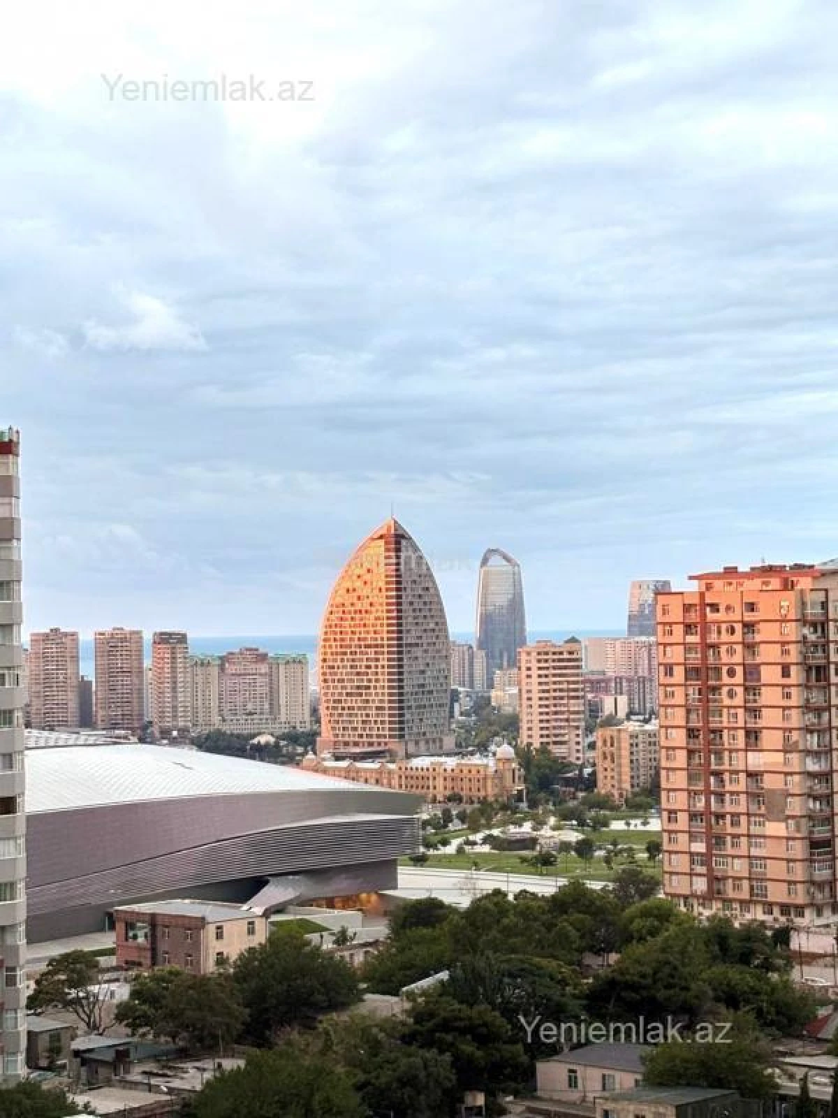 Satılır 4 otaqlı yeni tikili 136 m²