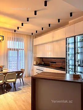 Satılır 4 otaqlı yeni tikili 136 m²