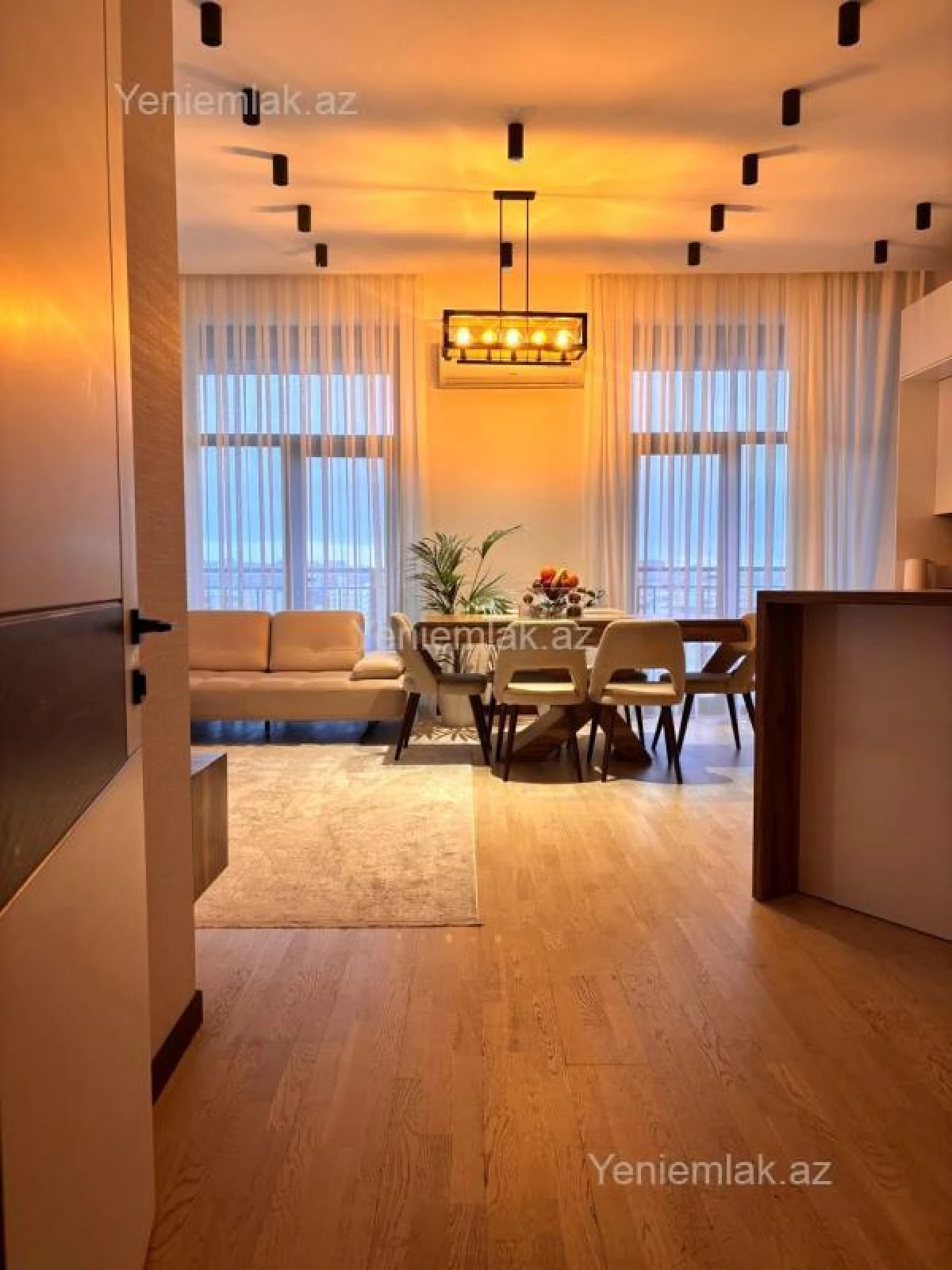 Satılır 4 otaqlı yeni tikili 136 m²