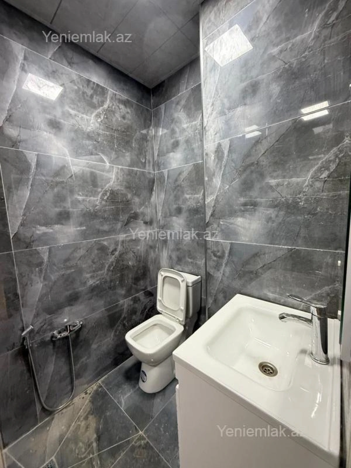 Satılır 2 otaqlı yeni tikili 69 m²