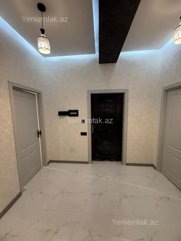 Satılır 2 otaqlı yeni tikili 69 m²