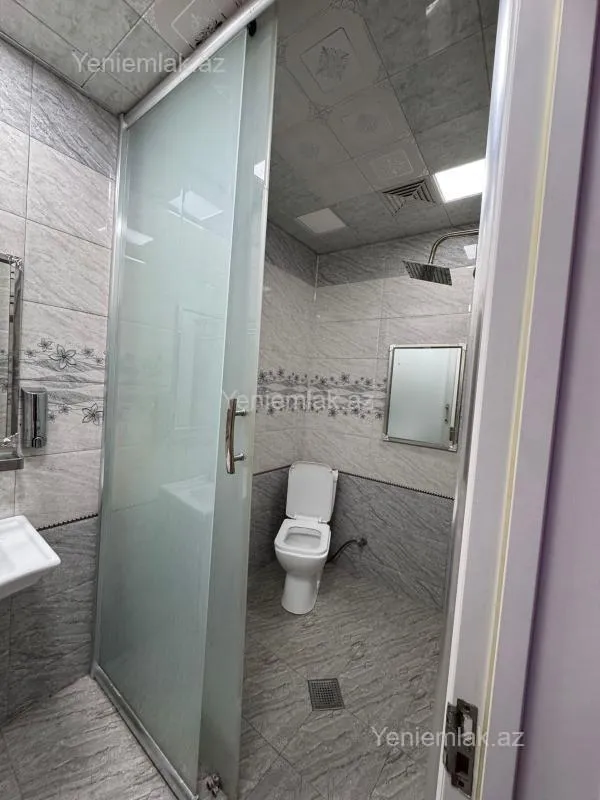 Satılır 2 otaqlı yeni tikili 69 m²