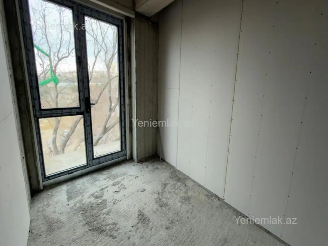 Satılır 3 otaqlı yeni tikili 87 m²