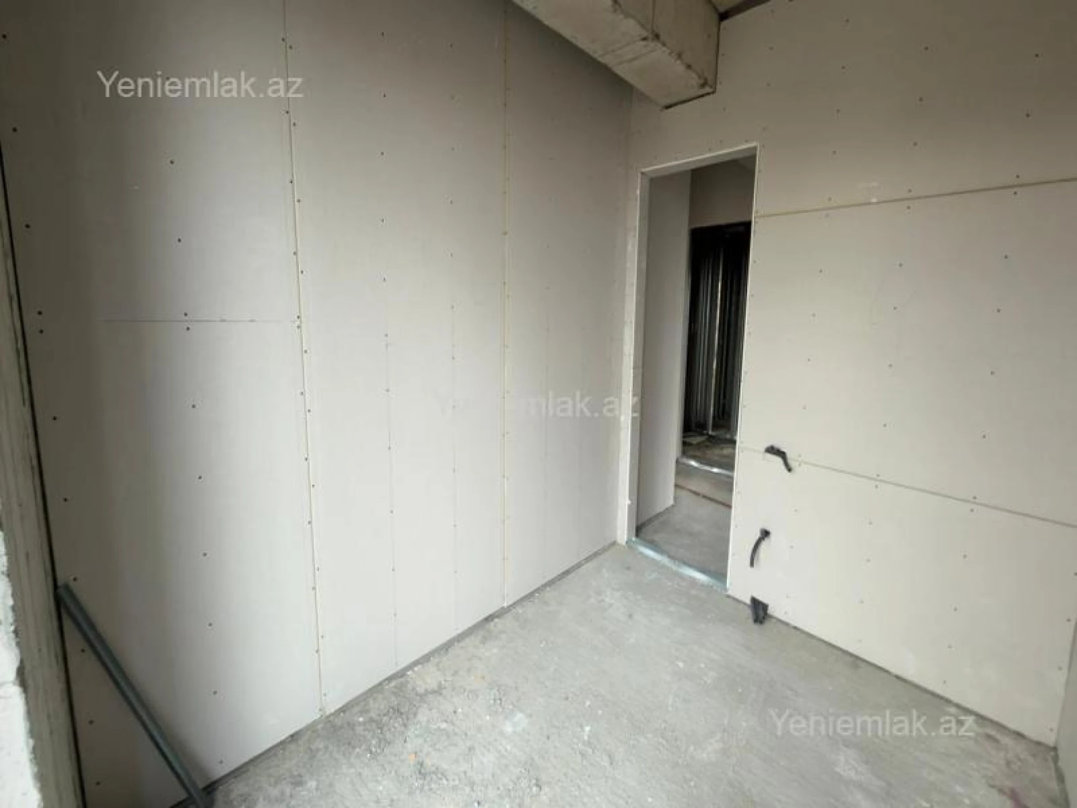 Satılır 3 otaqlı yeni tikili 87 m²