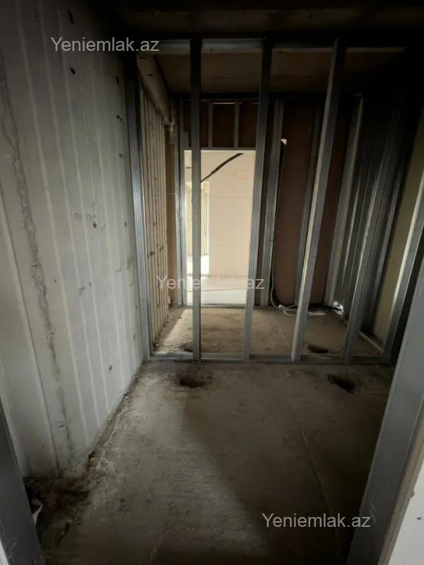 Satılır 3 otaqlı yeni tikili 87 m²