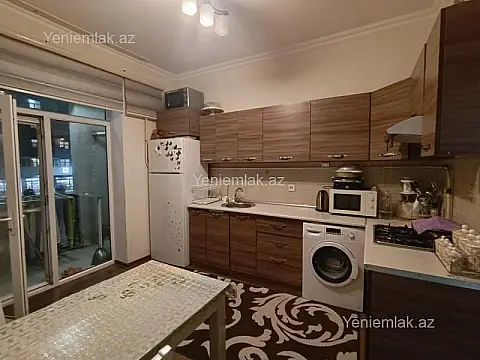 Satılır 3 otaqlı yeni tikili 85 m²