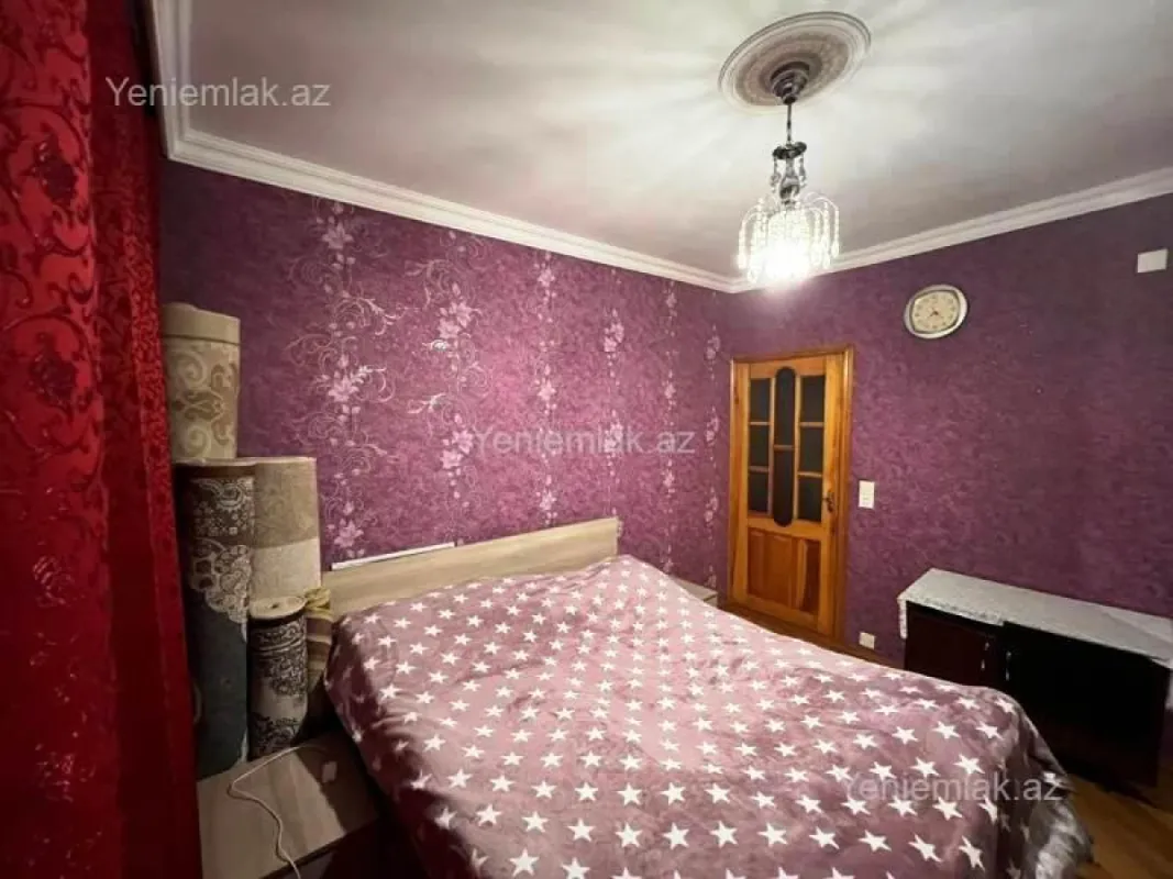 Satılır 3 otaqlı köhnə tikili 60 m²