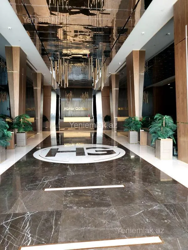 Satılır 3 otaqlı yeni tikili 120 m²