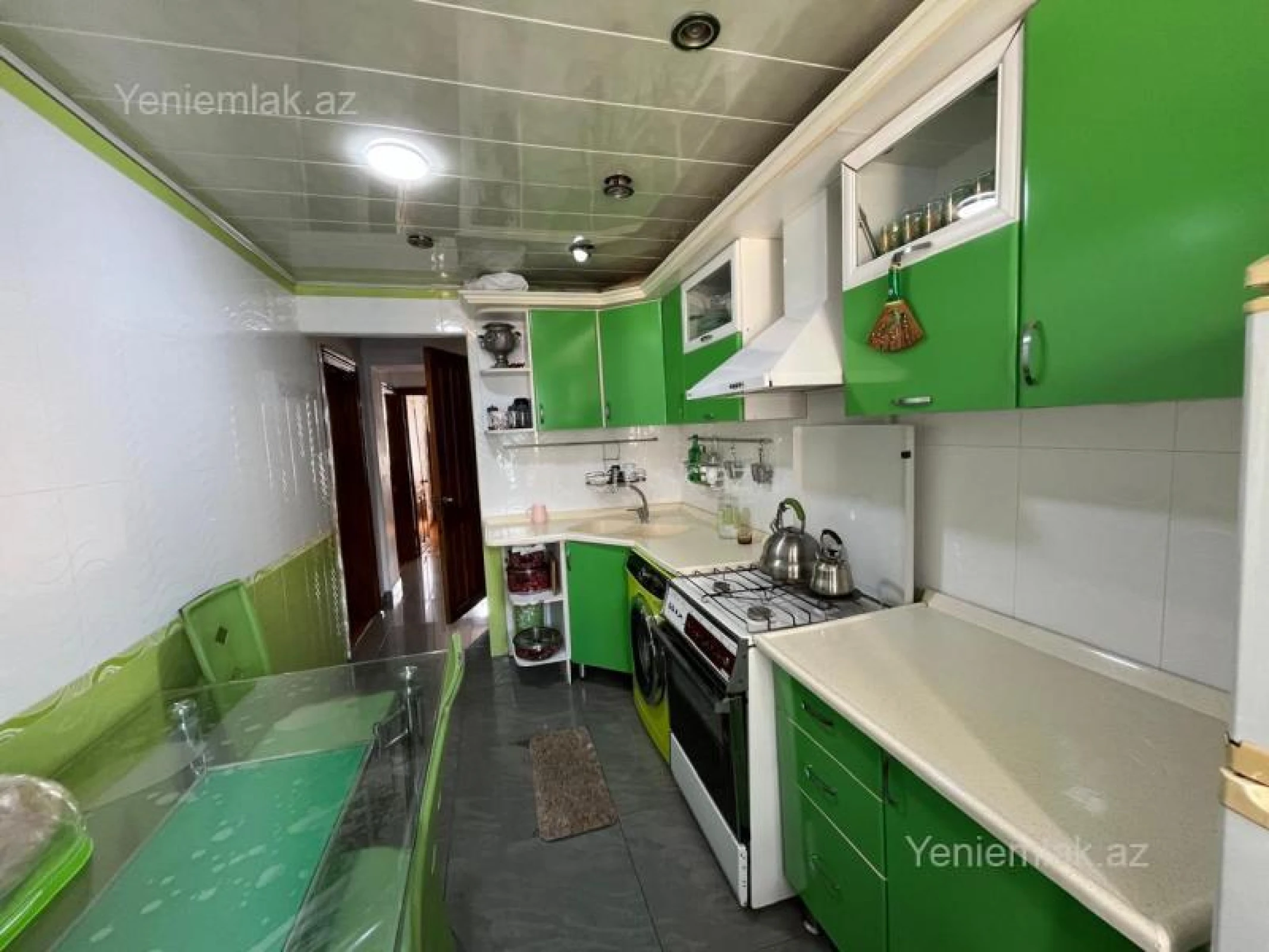 Satılır 3 otaqlı köhnə tikili 70 m²