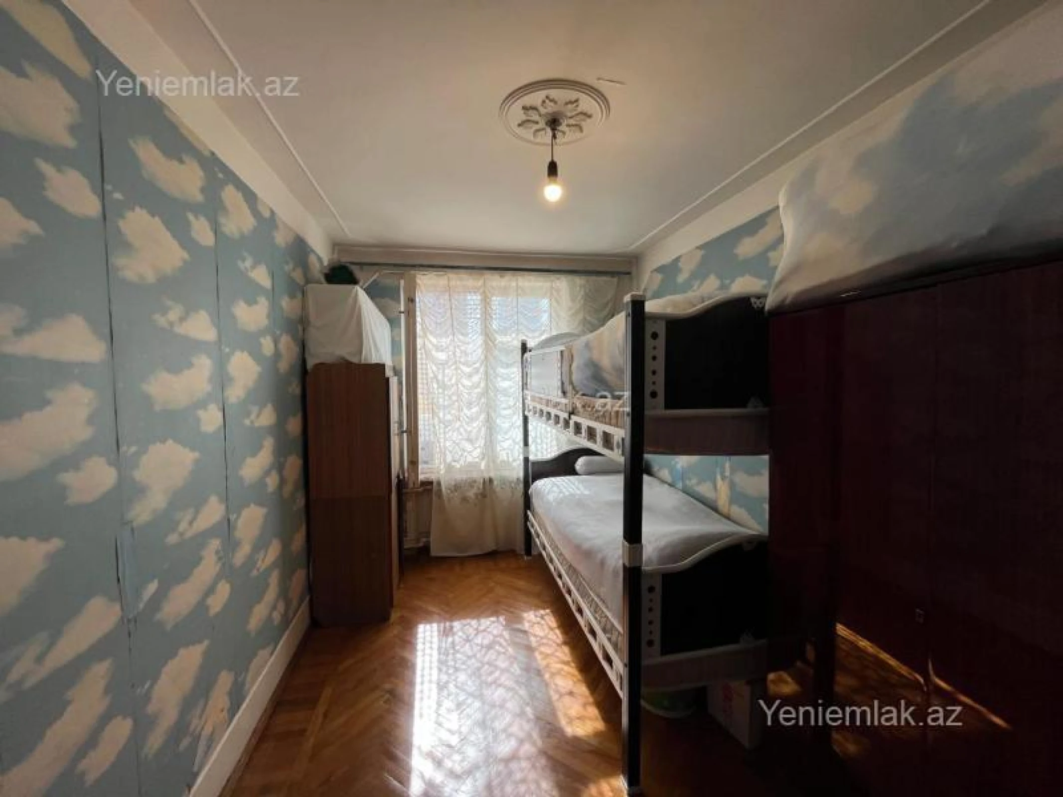 Satılır 3 otaqlı köhnə tikili 70 m²