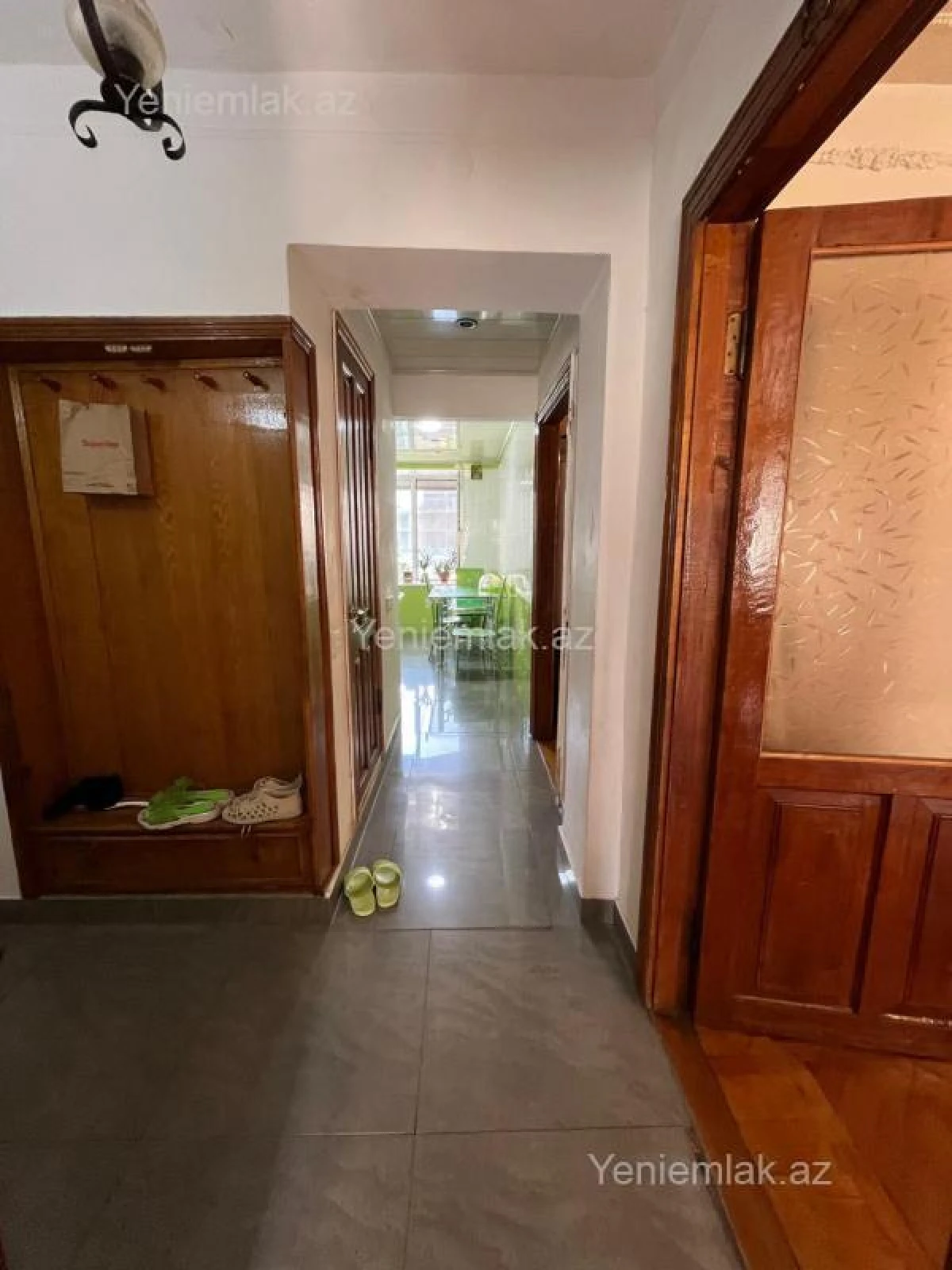 Satılır 3 otaqlı köhnə tikili 70 m²