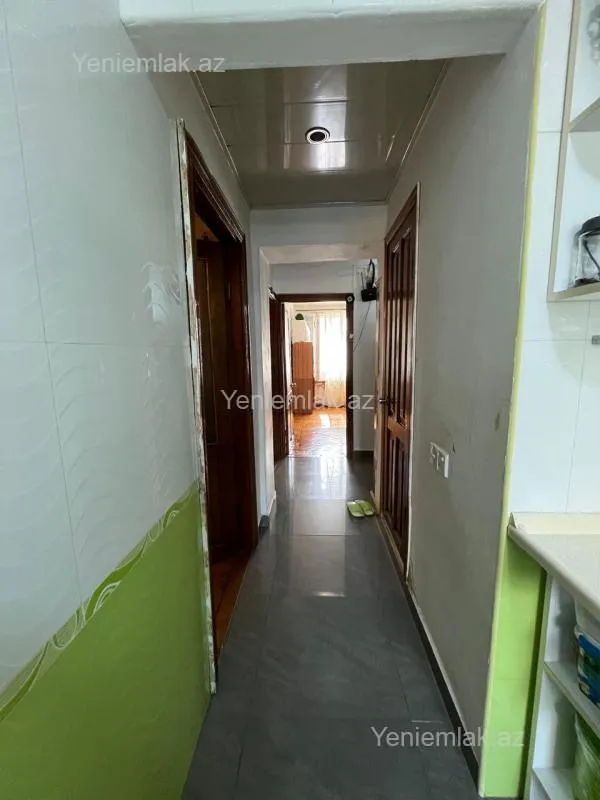 Satılır 3 otaqlı köhnə tikili 70 m²