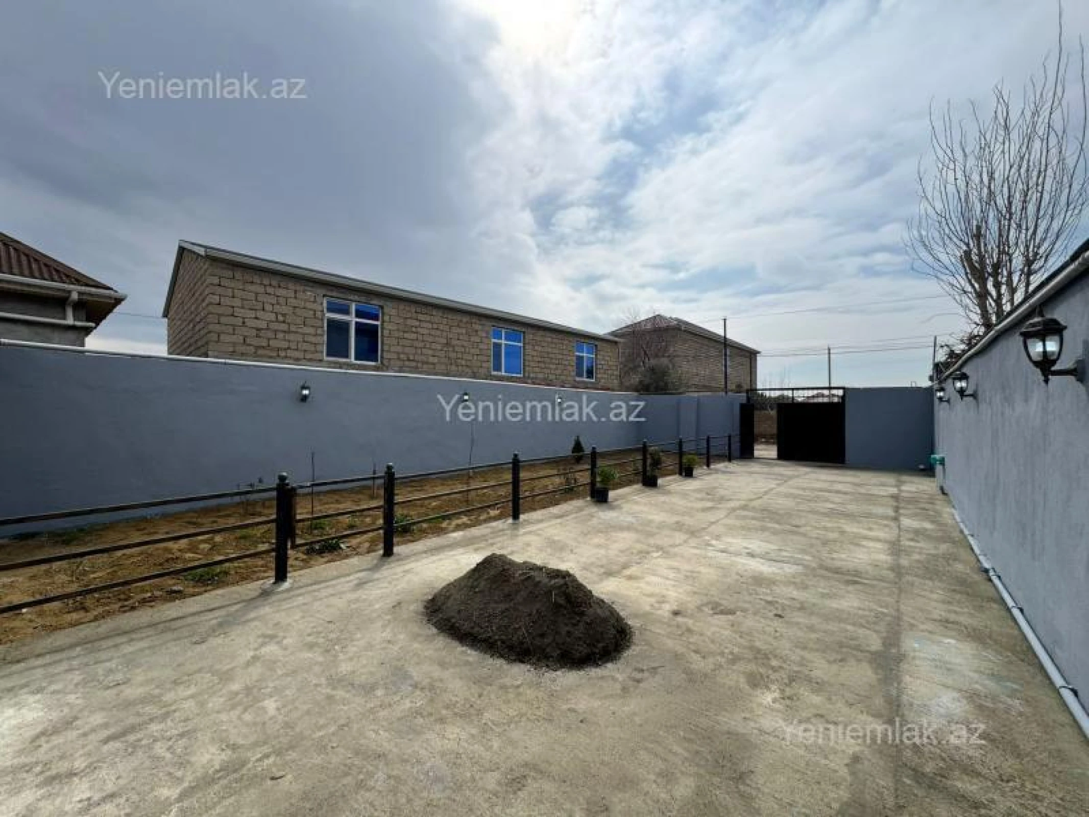 Satılır 3 otaqlı həyət evi 100 m²