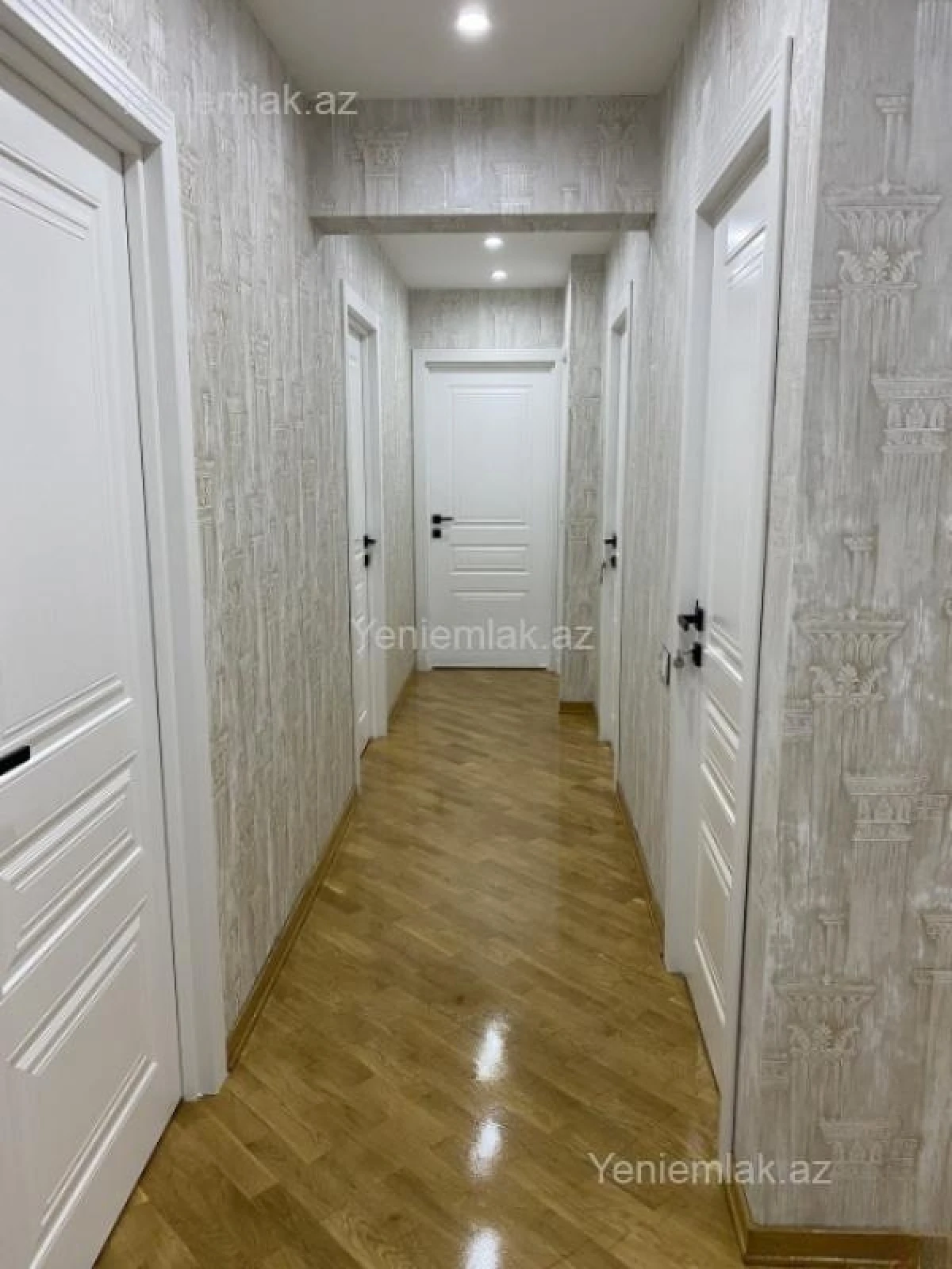 Satılır 3 otaqlı yeni tikili 84 m²