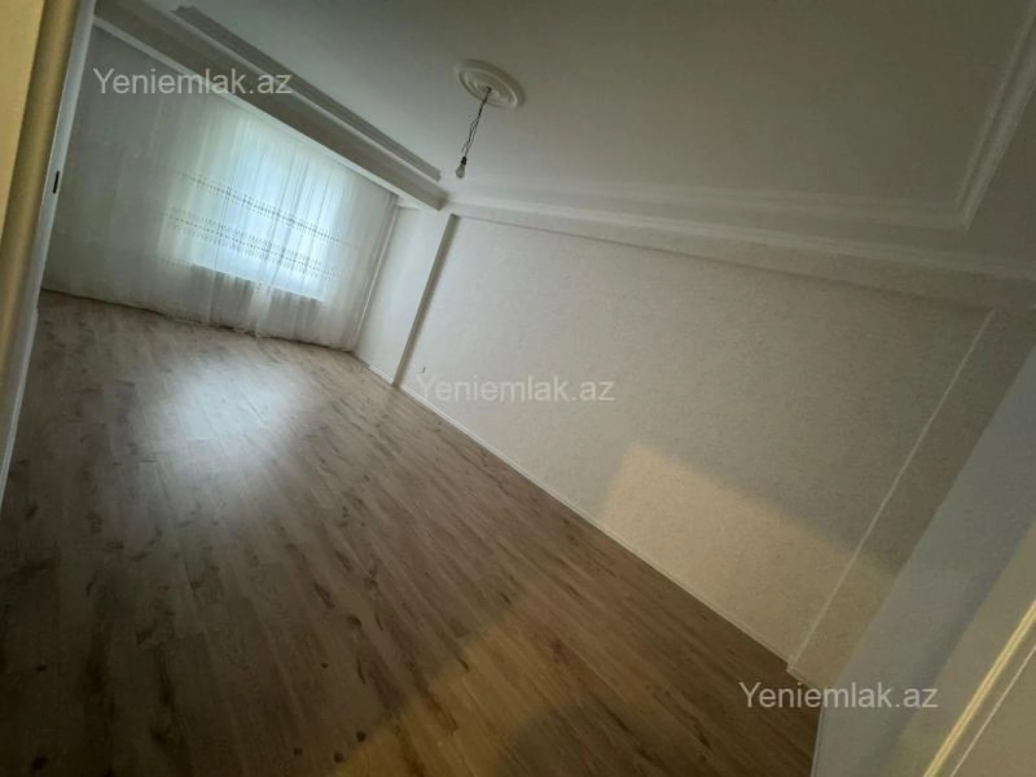 Satılır 3 otaqlı yeni tikili 151 m²