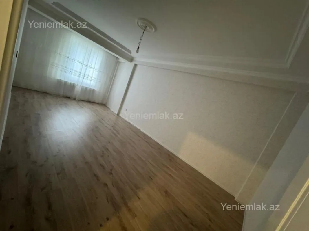 Satılır 3 otaqlı yeni tikili 151 m²