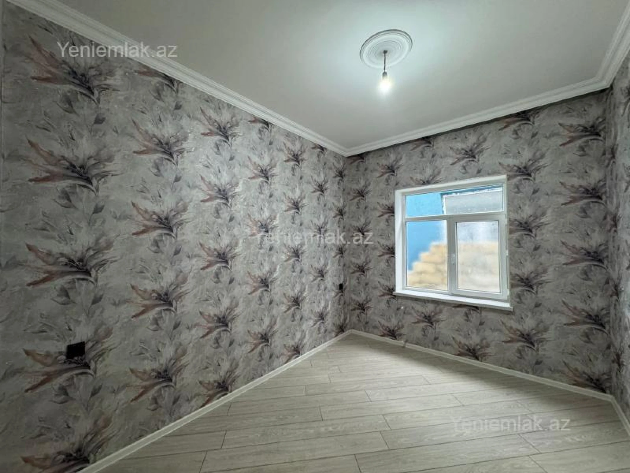 Satılır 4 otaqlı həyət evi 130 m²